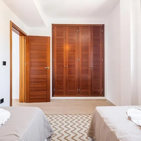 Oceanfront Penthouse * Alicante