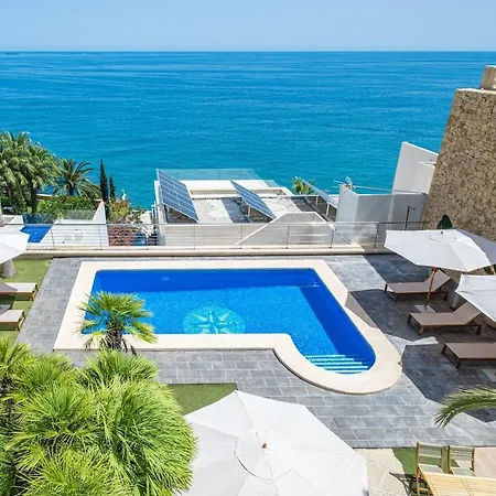 Oceanfront Penthouse * Alicante